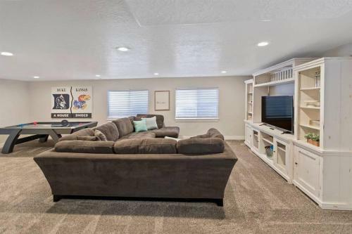 Entertainment Dream Large Home With 7 Bedrooms Sleeps 20+
