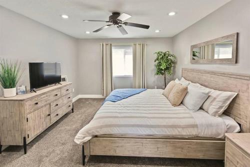 Entertainment Dream Large Home With 7 Bedrooms Sleeps 20+