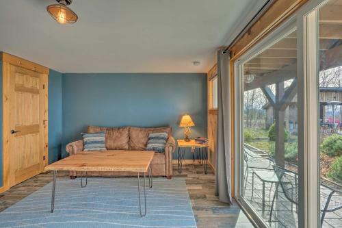 Apartamento Condo With Bike Lockers And Maintenance Access!