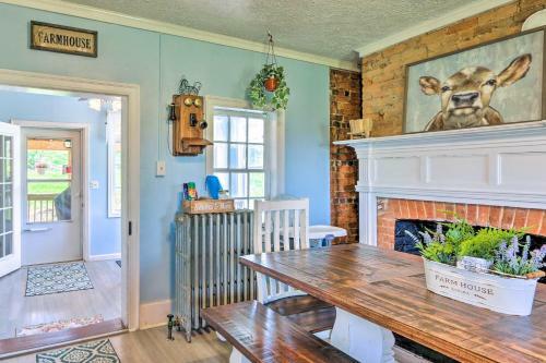Historic Hammond House With Wine Country View