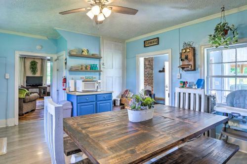 Historic Hammond House With Wine Country View