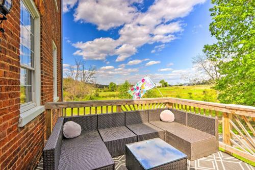 Historic Hammond House With Wine Country View