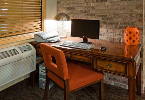 Hotel Americinn Lodge & Suites - Bismarck