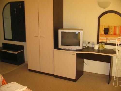 Sunny Paradise Hotel