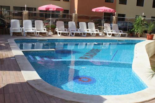 Sunny Paradise Hotel