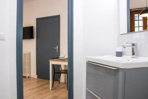 Apartamento Le Blossac, � 300m Du Centre Ville - Wifi
