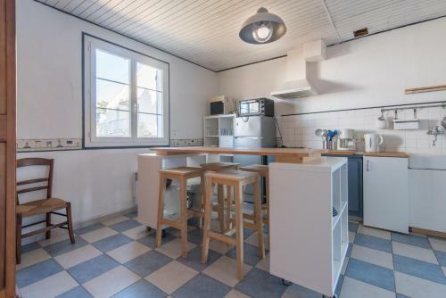 Jolie Maison Lumineuse � 150 M de La Mer