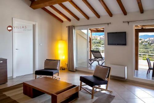 Apartamento Attico In Residence Con Piscina