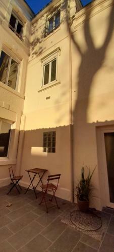 Apartamento Suite Brut Imperial Ch - Reims Centre Ville