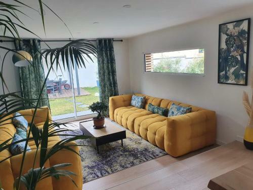 Villa Spacieuse Avec Piscine