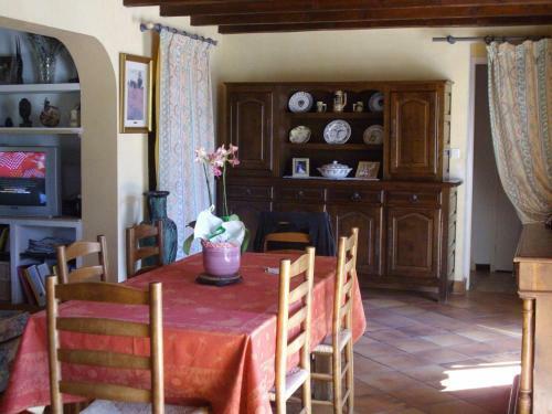 Villa Proven�ale Avec Piscine