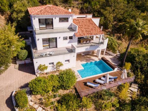 Ferienhaus Petites Maures, Meerblick Und Eigener Pool