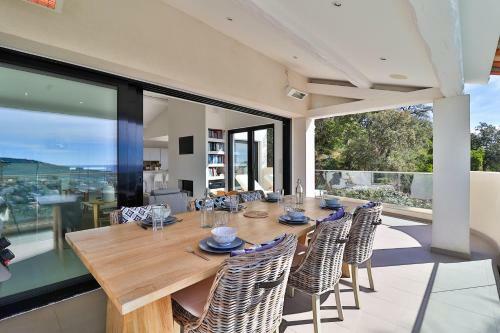 Ferienhaus Petites Maures, Meerblick Und Eigener Pool