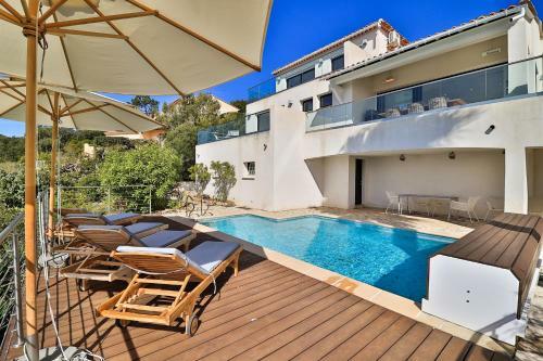 Ferienhaus Petites Maures, Meerblick Und Eigener Pool
