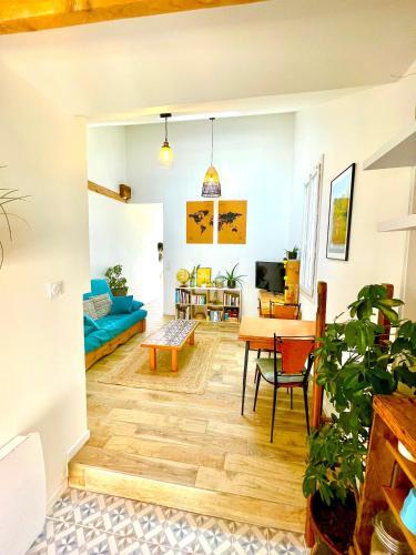 Charmante Maison Ind�pendante (800m de La Plage)