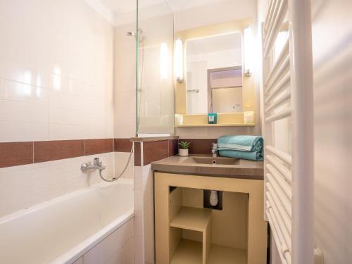 Apartment Village Cap Est�rel - Le Village-40