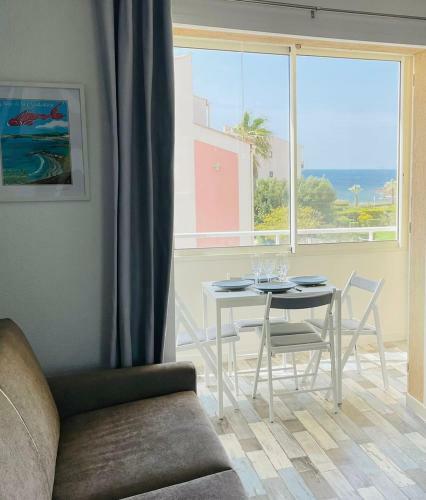 Apartamento Very Pleasant T2 Sea View Front The Beach