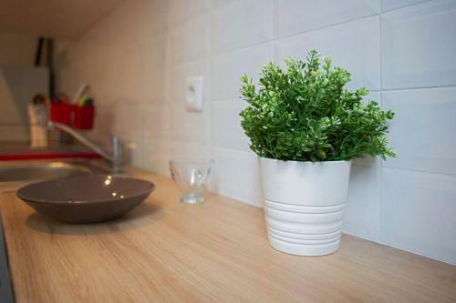 Apartamento Charmant Studio Sur Pont Du Las Proche Toulon Centre