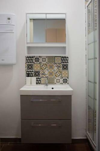 Apartamento Charmant Studio Sur Pont Du Las Proche Toulon Centre