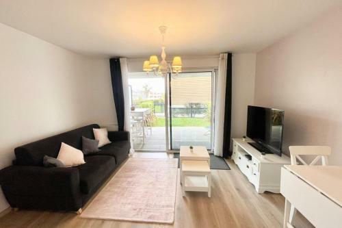 Apartamento T2 de Standing Port Et Plages � Pieds