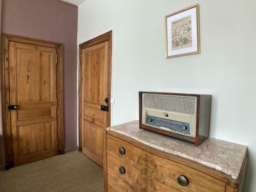 Hostal Maison D'h�tes La Doucelle