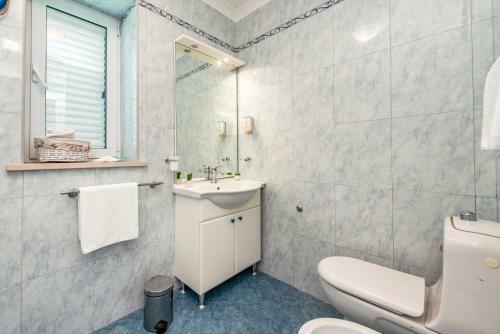 Villa K Dubrovnik - Five Bedroom Villa With Private Sea Access