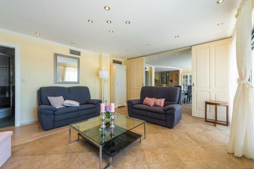 Villa K Dubrovnik - Five Bedroom Villa With Private Sea Access