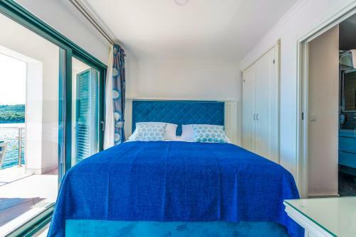 Villa K Dubrovnik - Five Bedroom Villa With Private Sea Access