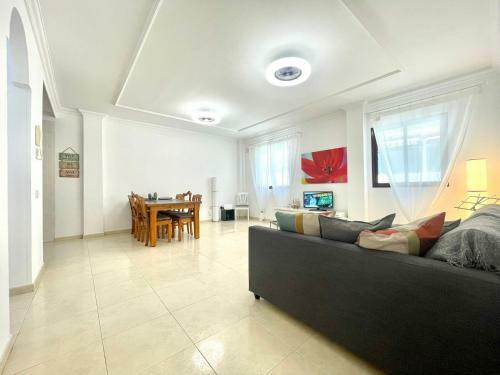 Apartamento Junto A Oceano, Terraza, Bbq En Playa Alcala