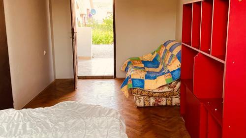 Garden View Guestroom