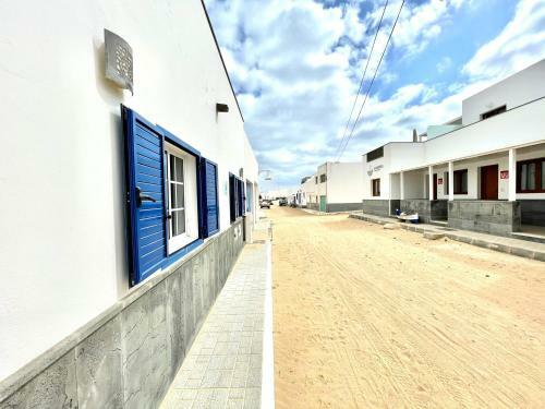 Villa En Primera Linea Del Mar En La Graciosa