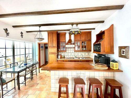 Villa En Primera Linea Del Mar En La Graciosa