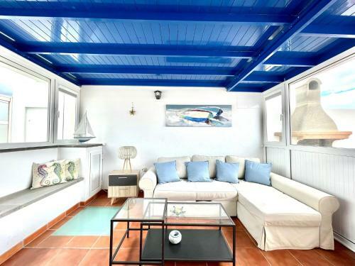 Villa En Primera Linea Del Mar En La Graciosa