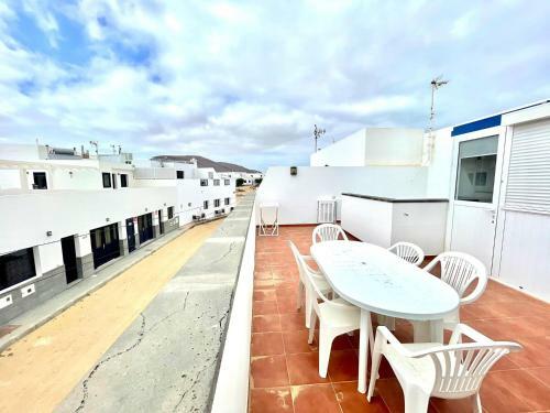 Villa En Primera Linea Del Mar En La Graciosa