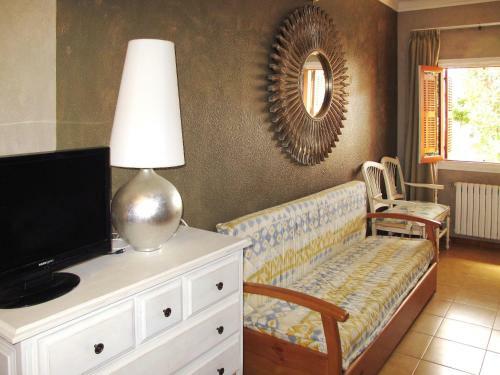 Holiday Home Villa Munar I - Crj152