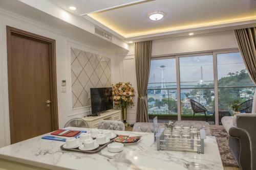 Apartamento Lux.sapphire Homestay Halong
