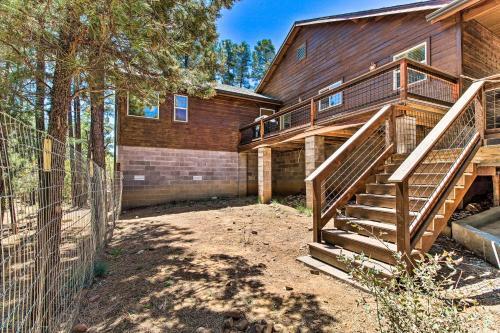 Modern Show Low Cabin Retreat With Deck And Grill