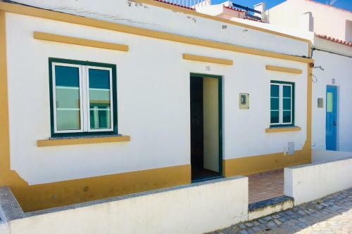 Laura House