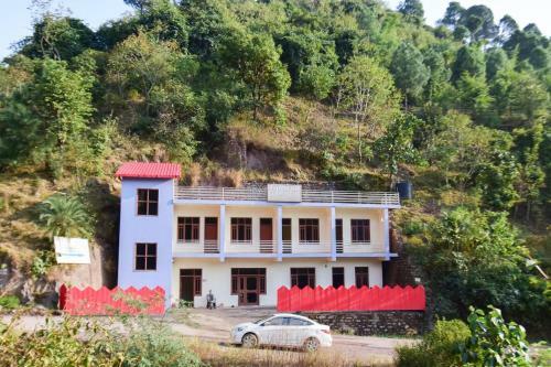 Hotel Spot On 65765 Tanwar Guest House