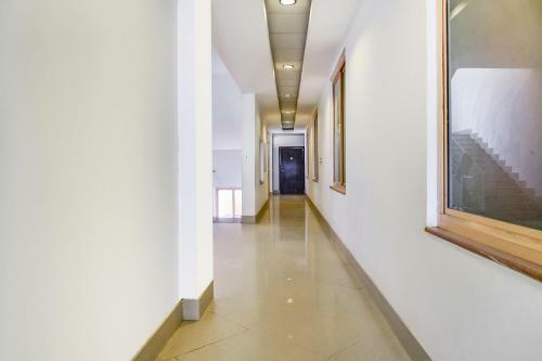 Oyo 28737 Hotel Mayur