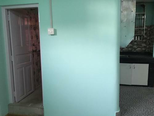 Urban Homestay/service Apartment