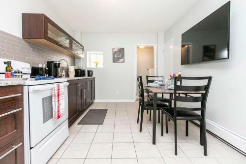 Apartamento Modern & Cozy 1br Units With Netflix - Prime Location!