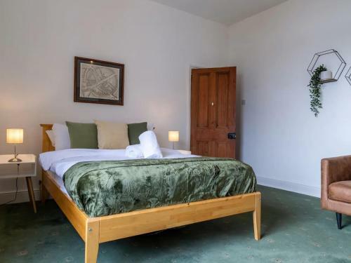 Pass The Keys Best View In Birmingham - 5 Bed Character House
