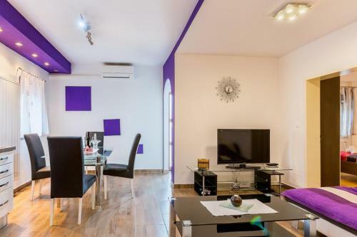 Apartment Tomy