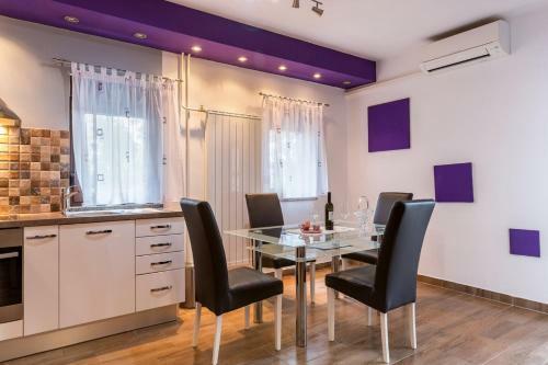 Apartment Tomy