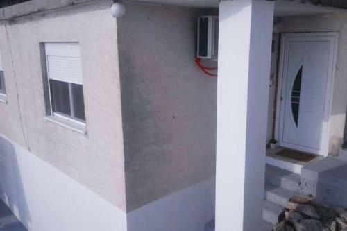 Holiday House Eres