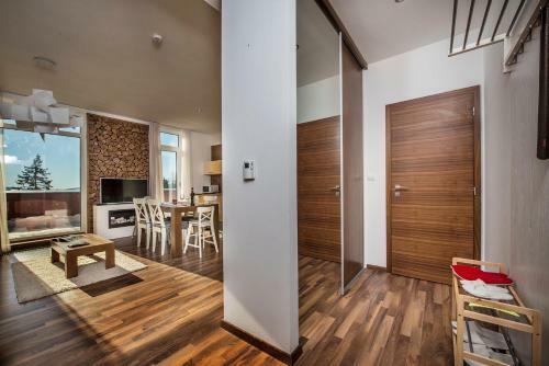 Apartman Viktoria, Apartment House Oliver