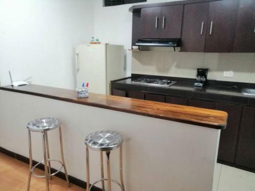Apartamento Grande Y C�modo