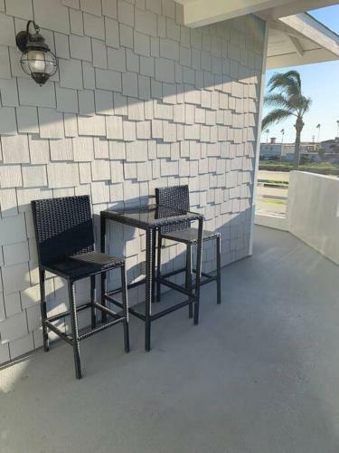 The Seaview Sunset - Walking Distance To The Beach