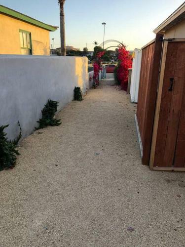 The Seaview Sunset - Walking Distance To The Beach
